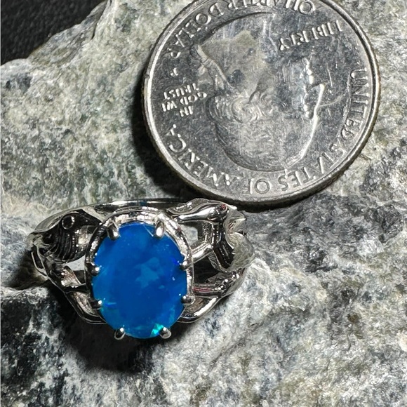 Gorgeous Blue Ethiopian Opal Bird Setting Size 6.5 Sterling Silver Ring - Picture 4 of 4